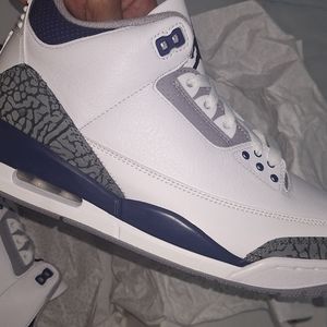 Jordan 3 midnight/navy